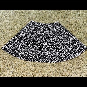 ☀️Lily Rose flowing skirt size M